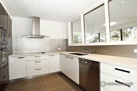 Property photo of 2 Clendon Close Mount Eliza VIC 3930