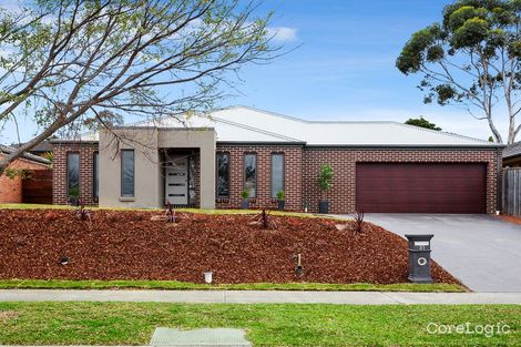 Property photo of 31 Tipperary Circuit Pakenham VIC 3810