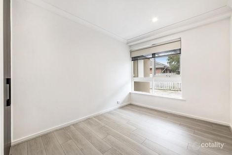 Property photo of 2/8 Lillimur Road Ormond VIC 3204