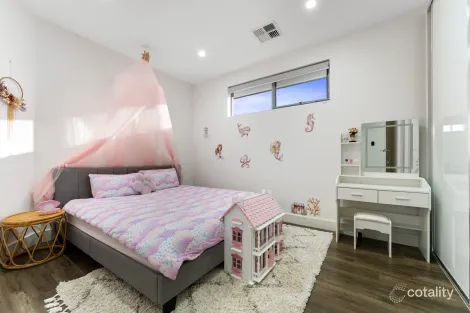 Property photo of 26A Gregory Crescent Seaton SA 5023