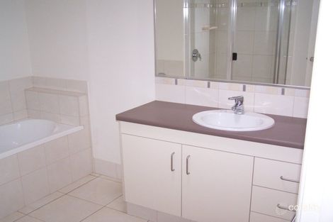 Property photo of 1/14 Village Court Glenvale QLD 4350