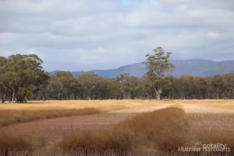 190 Lake Rd, Glenorchy, VIC 3385