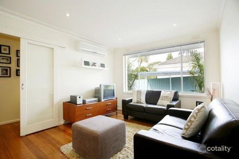 Property photo of 1/11 Simpsons Road Box Hill VIC 3128