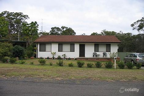 Property photo of 30 Elouera Avenue Buff Point NSW 2262