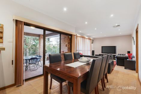 Property photo of 2 Ellerton Court Donvale VIC 3111