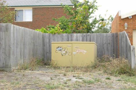 27a Salamander Dr, Taylors Lakes, VIC 3038