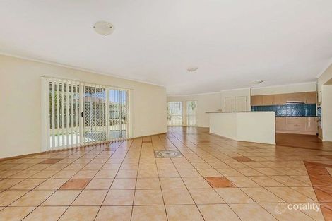 Property photo of 12 Edward Place Sinnamon Park QLD 4073