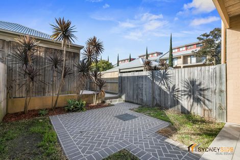 Property photo of 25 Chelmsford Avenue Botany NSW 2019
