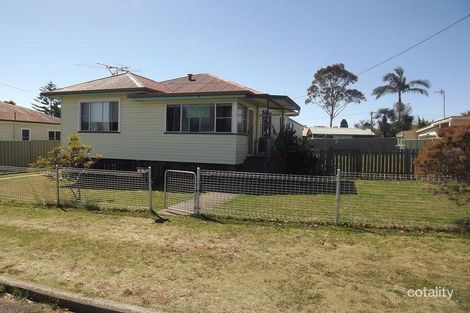 8 Monash St, Newtown, QLD 4350