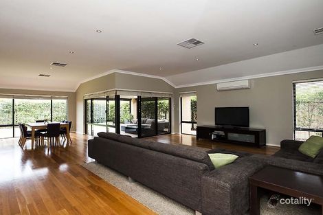 Property photo of 12 Banda Boulevard Canning Vale WA 6155