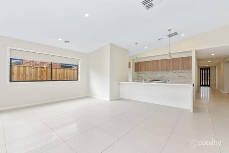 Property photo of 11 Strickland Street Cranbourne West VIC 3977