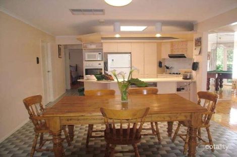 Property photo of 2 Yellowstone Close Rowville VIC 3178