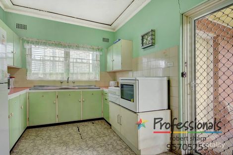 Property photo of 8 Bradman Street Narwee NSW 2209