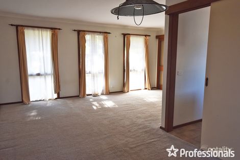 Property photo of 50 Churchill Drive Mooroolbark VIC 3138