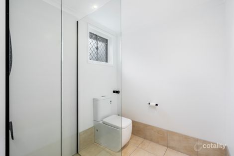 Property photo of 11 Mara Court Ashmore QLD 4214