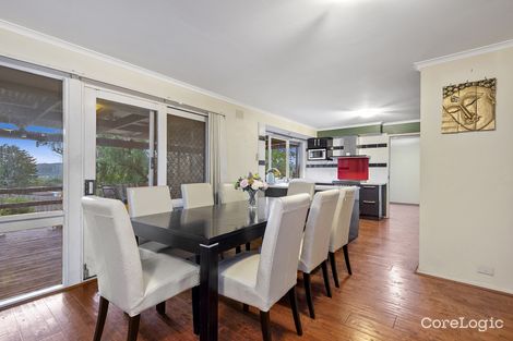 Property photo of 19 Monteith Crescent Endeavour Hills VIC 3802
