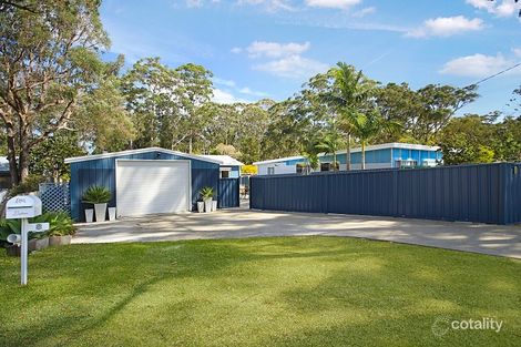 Property photo of 8 Watersedge Avenue Basin View NSW 2540