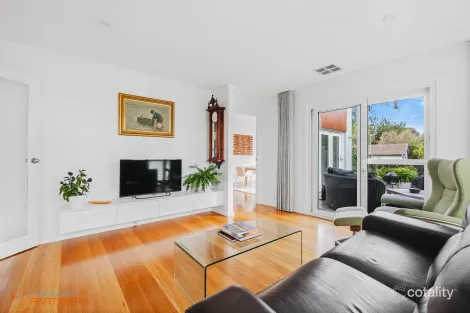 Property photo of 111 Carruthers Street Curtin ACT 2605