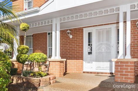 Property photo of 8 Douglas Close Green Valley NSW 2168