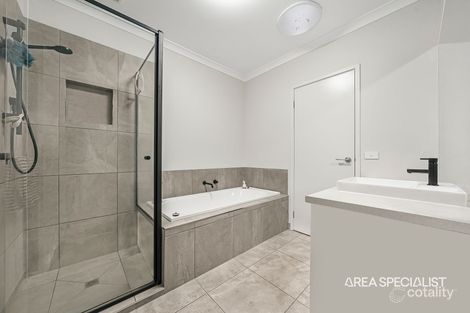 Property photo of 39 Inglewood Drive Werribee VIC 3030