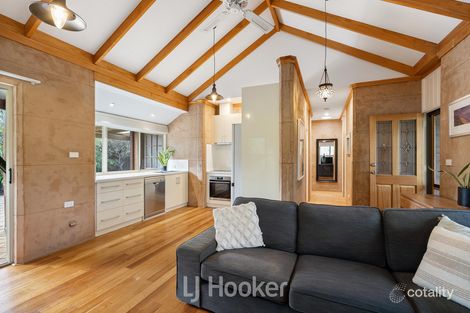 Property photo of 3 Kunzea Place Dunsborough WA 6281