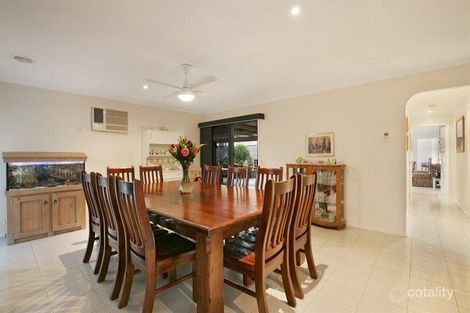 Property photo of 30 Hoysted Avenue Cranbourne North VIC 3977
