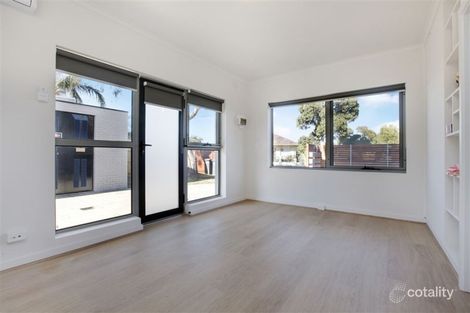 Property photo of 10/17 Rosstown Road Carnegie VIC 3163