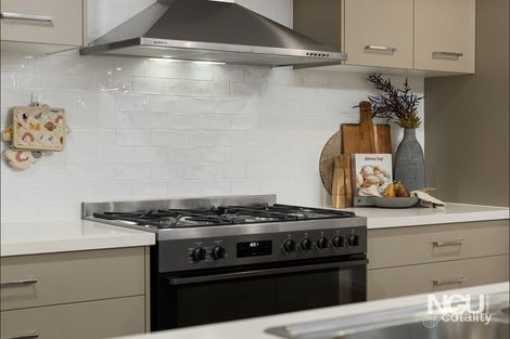 Property photo of 27 Trinity Crescent Augustine Heights QLD 4300