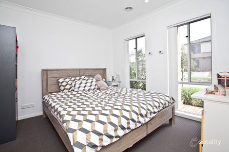 Property photo of 9 Lafayette Crescent Point Cook VIC 3030
