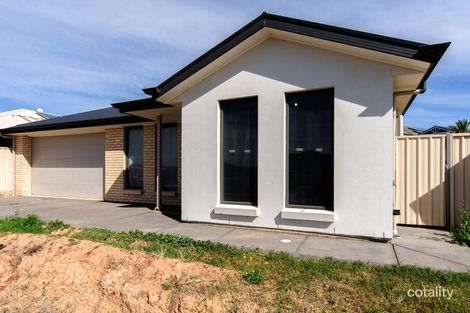 Property photo of 73 Beachport Road Seaford Rise SA 5169