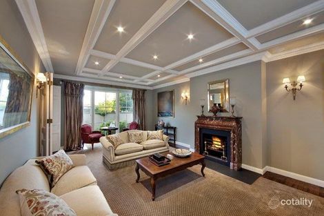Property photo of 34 Lansell Road Toorak VIC 3142