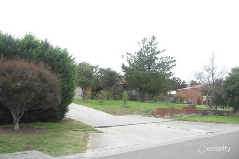 18 Gymkhana Ct, Endeavour Hills, VIC 3802