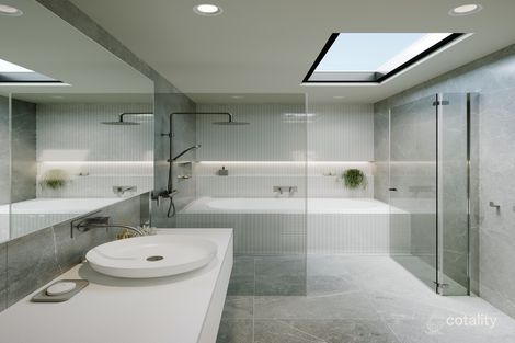 Property photo of 45 Belconnen Way Weetangera ACT 2614