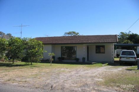 19 Mermaid Ave, Hawks Nest, NSW 2324