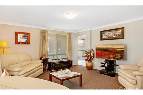 Property photo of 48 Quarterhorse Parade Wadalba NSW 2259