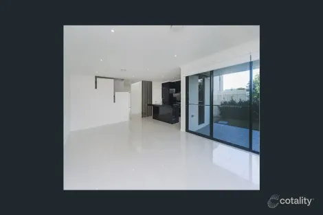 Property photo of 28 Peninsula Drive Robina QLD 4226