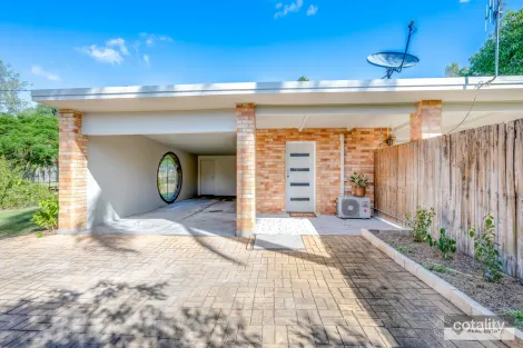15 Hinkler Ave, Bundaberg North, QLD 4670