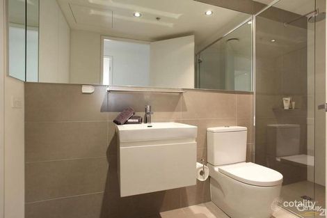 Property photo of 704/770D Toorak Road Glen Iris VIC 3146