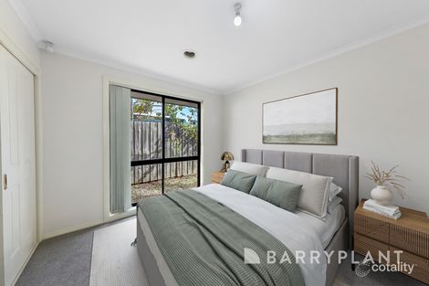 Property photo of 48 Brampton Circuit Delahey VIC 3037