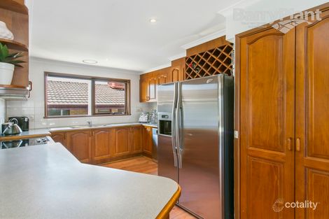 Property photo of 11 Delta Court Narre Warren VIC 3805