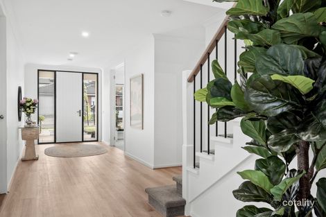 Property photo of 33 Truffle Circuit Mount Duneed VIC 3217