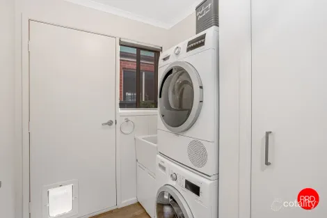 Property photo of 2 Jorben Place Golden Square VIC 3555