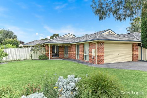 Property photo of 48 Don Collins Way Berwick VIC 3806