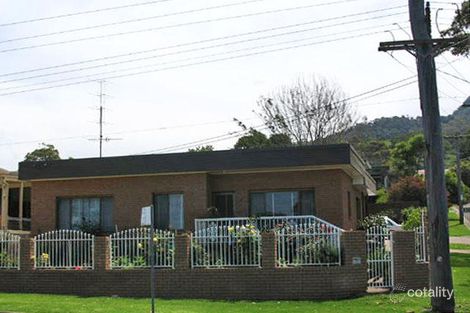 4 Robsons Rd, Keiraville, NSW 2500