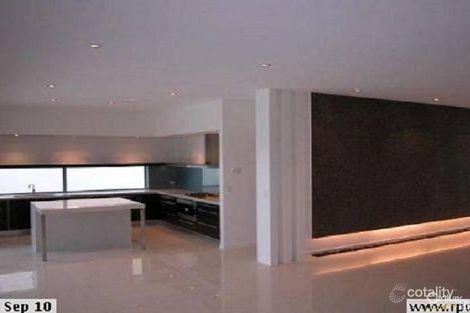 Property photo of 1026 Lakeview Terrace Benowa QLD 4217