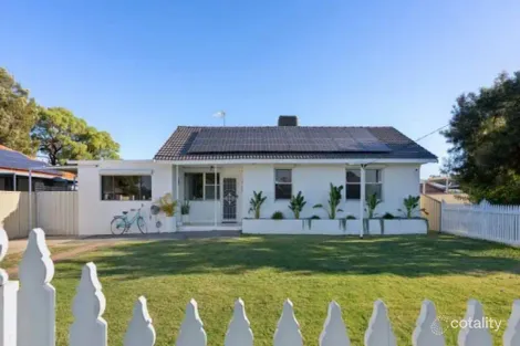 8 Burns St, Cloverdale, WA 6105
