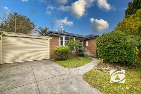 Property photo of 3 Penrith Court Berwick VIC 3806