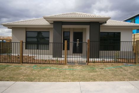 Property photo of 40 McGregor Place Springfield Lakes QLD 4300