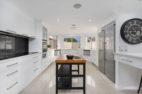 Property photo of 18 Lakeview Place Glen Alpine NSW 2560