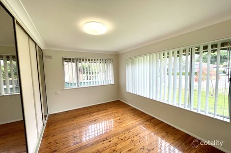 Property photo of 19 Sunshine Drive Point Clare NSW 2250